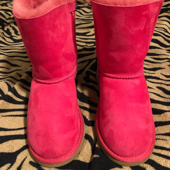 Pink UGGS - Picture 3 of 4